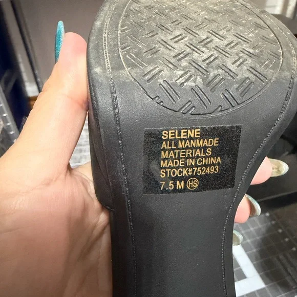 Jellypop Black T-Strap Platform Block Heels - Picture 6 of 8